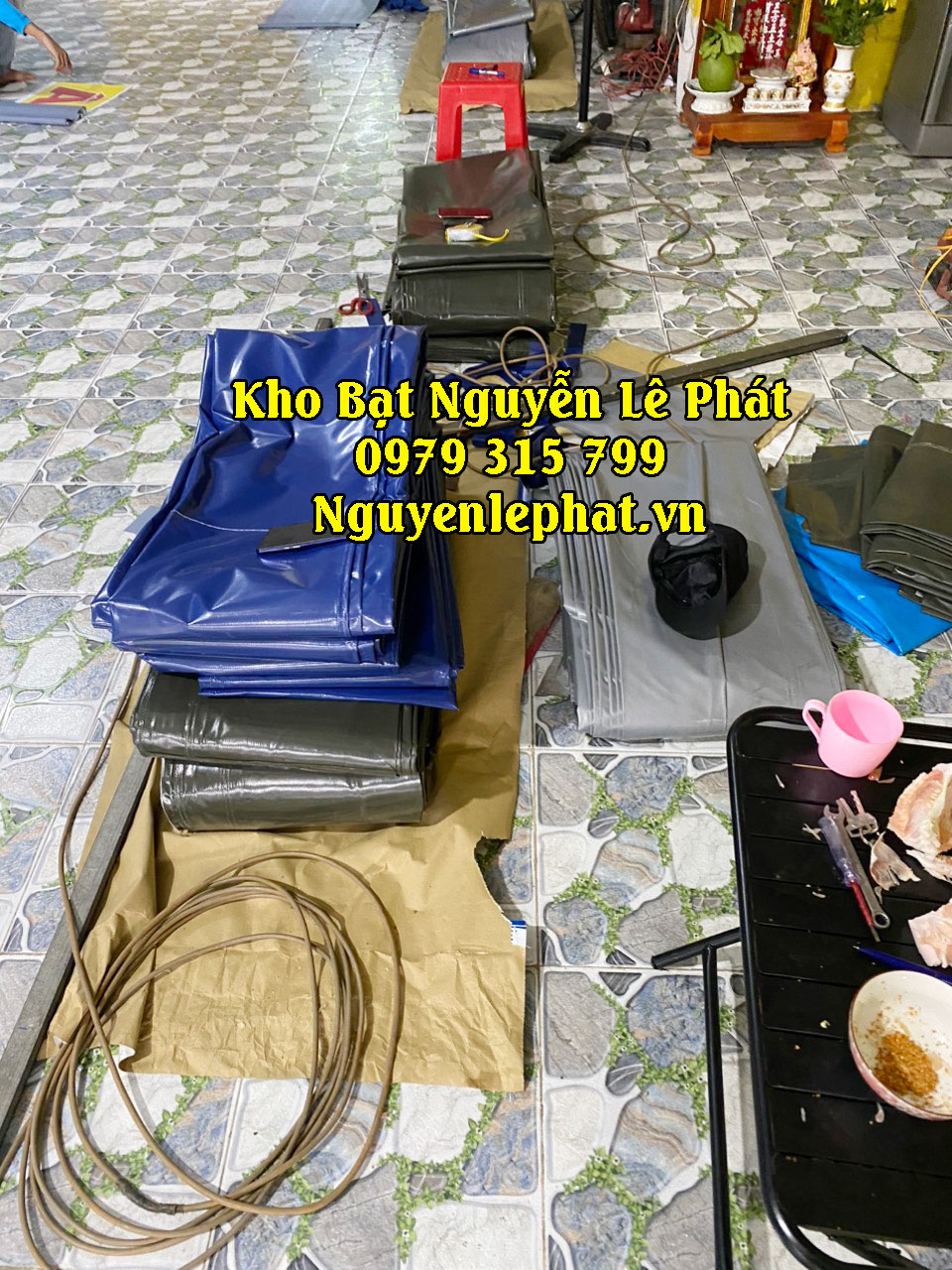 Bạt Xanh Cam Che Nắng Mưa Hàng Hóa Công Trình Ngoài Trời tại Bình Dương Bạt Xanh Cam Che Nắng Mưa Hàng Hóa Công Trình Ngoài Trời tại Bình Dương