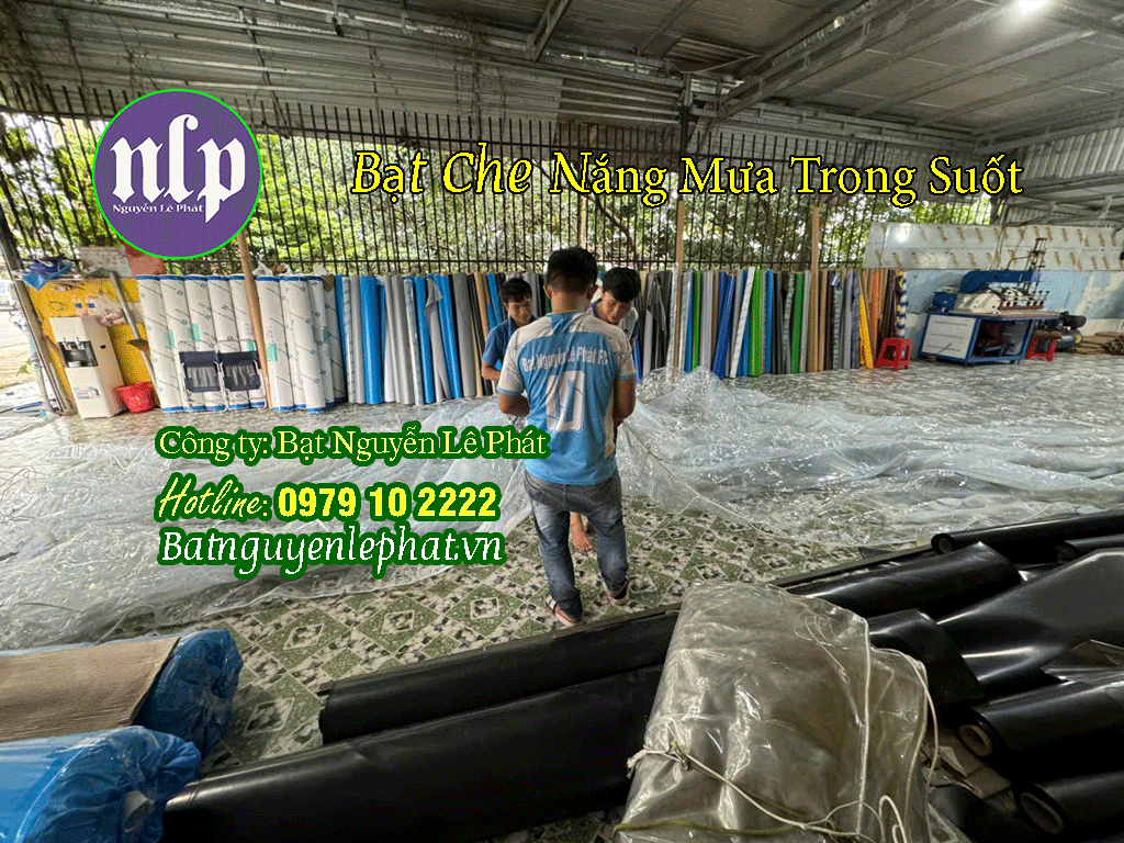 Gia công may ép bạt nhựa PVC Trong suốt Gia công may ép bạt nhựa PVC Trong suốt